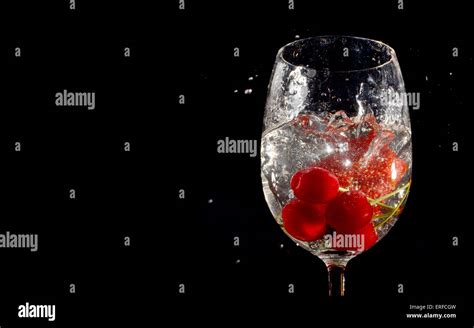 Cherry Water Splash Hi Res Stock Photography And Images Alamy
