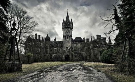10 Of The Creepiest Places On Earth You Should Visit Henspark Stories