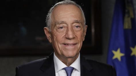 Nos termos da lei suprema, a par da assembleia da república, do governo e dos tribunais, constitui um órgão de soberania. Rebelo de Sousa fue reelecto presidente de Portugal con ...