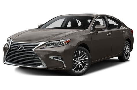 Lexus's sports sedan comes in for an update. New 2017 Lexus ES 350 - Price, Photos, Reviews, Safety ...