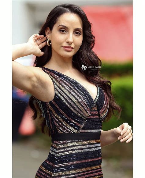 Nora Fatehi Hot Armpits R Bollyarm