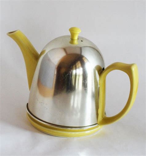 Retro Art Deco Vintage Hall Teapot Adorable Yellow With Insulated Cozy