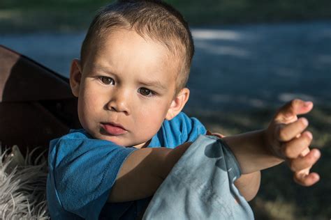 Gambar Tangan Orang Orang Orang Bermain Anak Laki Laki Anak