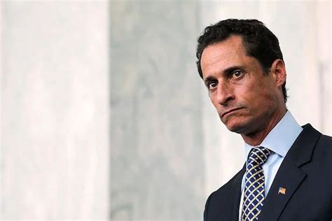 Ny Post Whips Out Dickileaks Puns About Anthony Weiner Stroking Gun