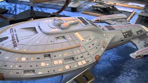 Uss Voyager Model Ncc 74656 Tracking Along The Hull Of An Amazing Star