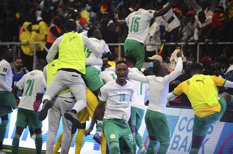 Mane Sends Senegal To World Cup At Egypts Expense Ghana Through