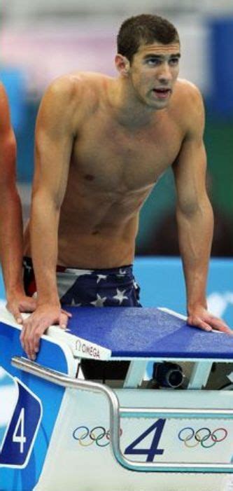 Person showing woman in blue sport bra carrying gray dumbbell. Michael Phelps | Workout pictures, Michael phelps, Sports ...