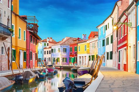 75 Places So Colorful Its Hard To Believe Theyre Real Pics