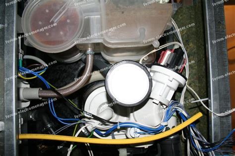 Panne lave vaisselle Whirlpool conseils réparation dépannage électroménager