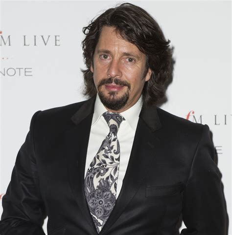The show was repeated on tv3 ireland on saturday evening. Laurence Llewelyn-Bowen's Christmas park closes after ...