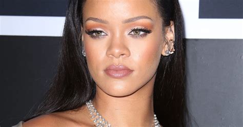 Rihanna New Album Anti Leaks Online