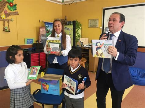 En Escuela Los Trigales Lanzan Set Leo Primero