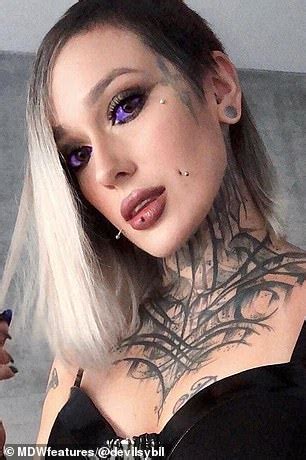 Woman Risks Blindness To Have Her Eyeballs Tattooed Purple Hot