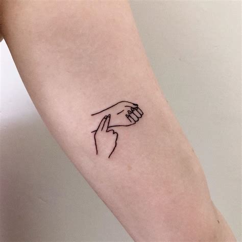 40 Cool Simple Tattoo Ideas