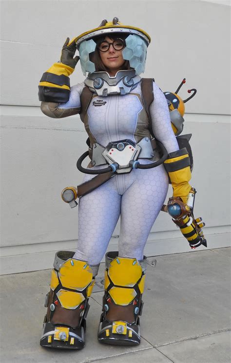 Photographer Beekeeper Mei Cosplay