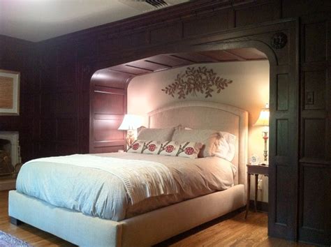 Tudor Style Bed Alcove Traditional Bedroom Cedar Rapids By