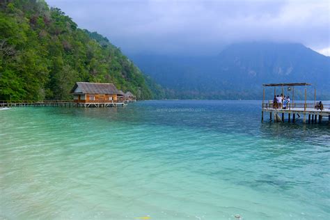 Paket Wisata Pulau Ora Maluku Pesona Indonesia