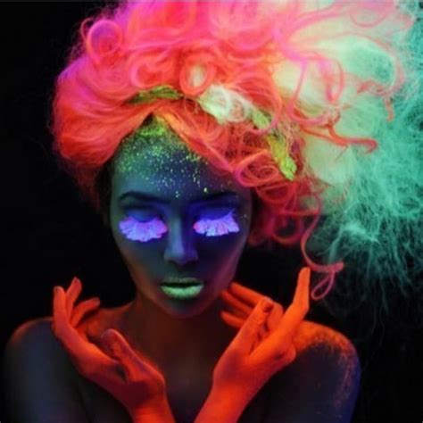 Uv Reactive Hair Is The Most Striking Hair Trend Weve Seen Hair