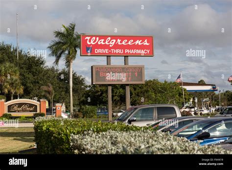 Walgreens pharmacy sign Stock Photo - Alamy