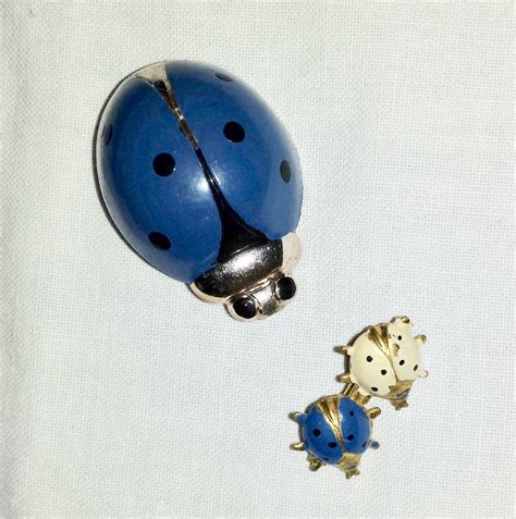 Vintage 1960s Ladybug Enamel Scatter Pins Brooches 2