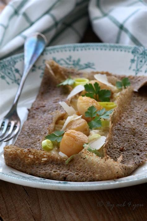 Galette de blé noir aux saint Jacques et poireaux Recette
