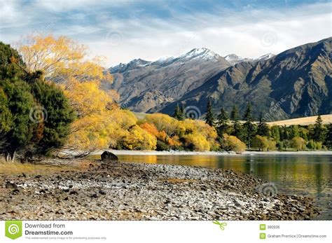 Mountain Lake In Fall Stock Photo Image Of Scenery Peepers 380936