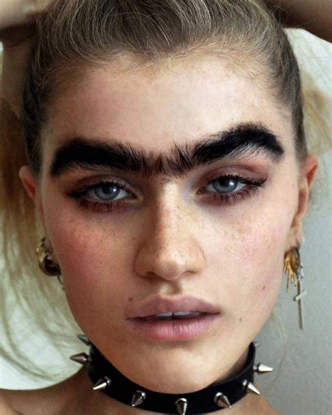 Instagram S UnibrowMovement Of Proud Monobrow Women Eyebrow Trends