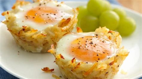 And betty starts each and every dish with the same real ingredients you would use. Egg Topped Hash Brown Nests | Recipe | Recipes, Food ...