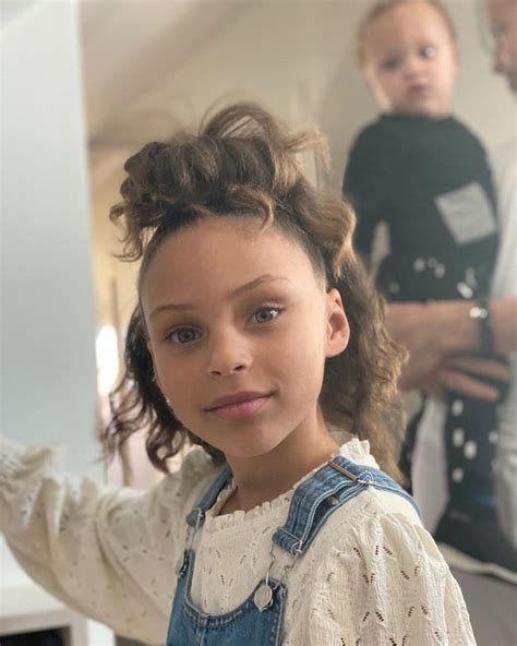 Stephen Curry Riley Riley Curry Makes Modeling Debuts And Is