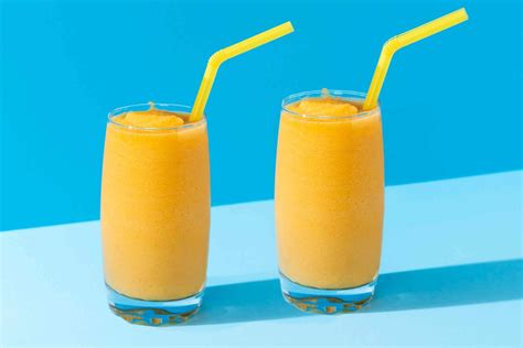 12 Fruit Smoothie Recipes You Can Make In 10 Minutes Or Less