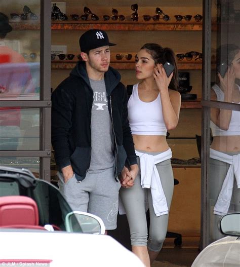 Nick Jonas Girlfriend Olivia Culpo Shows Off Her Toned Abs Daily