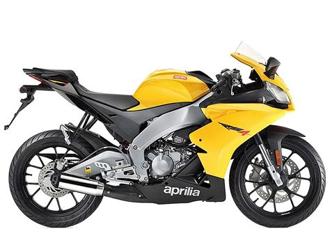 The engine produces a maximum peak output power of 16.04 hp (11.7 kw) and a maximum torque of. Aprilia RS4 125 (2014) - 2ri.de