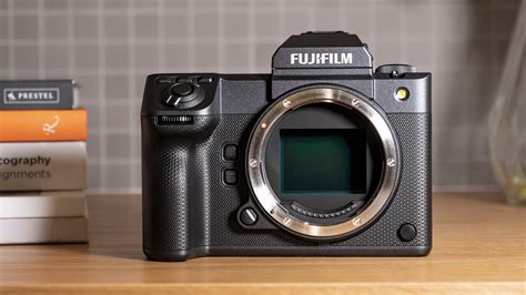 fujifilm gfx100 ii finally makes medium format cameras feel as fast as full frame techradar