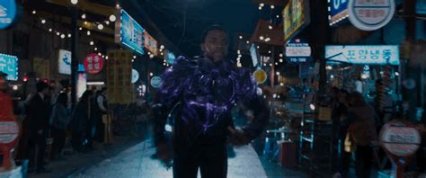 View, download, rate, and comment on 39 black panther gifs. 15 Insane Things Black Panther Suit Is Capable of Doing
