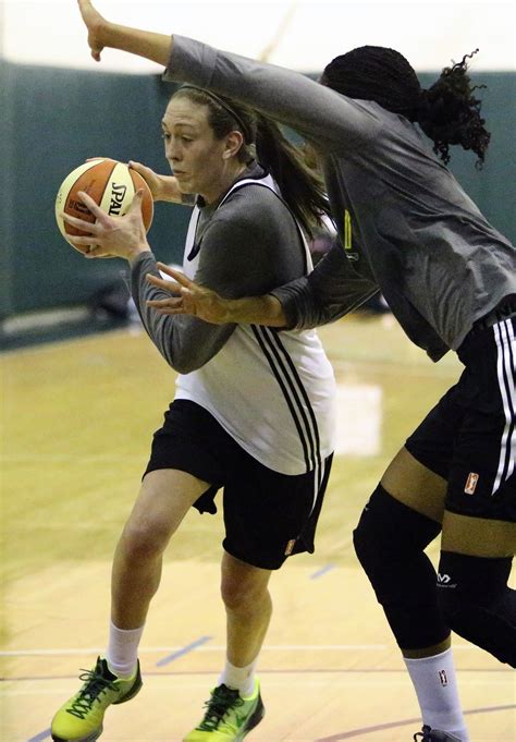 All Eyes On Breanna Stewart At Storm Preseason Training Camp The