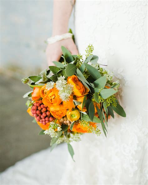 41 Stunning Ranunculus Wedding Bouquets Martha Stewart Weddings