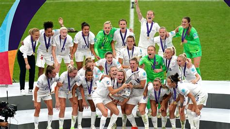 Euro 2022 England Make History By Winning First Major Womens Trophy