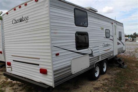 2006 Used Cherokee Lite 28a Travel Trailer In Mississippi Ms