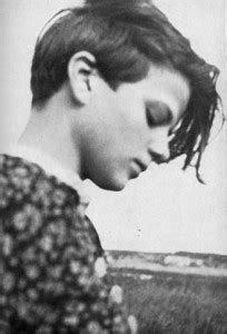 Sophie magdalena scholl was a german student at the ludwig maximilian university of munich and a. Wer war… Sophie Scholl? - Mädchenmannschaft