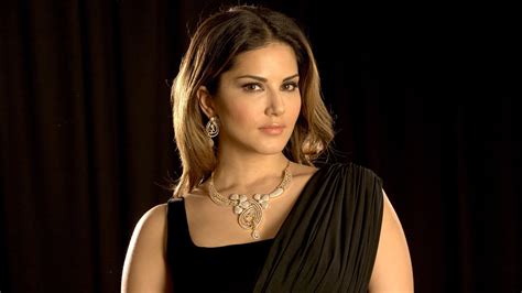 Woman Brunette Sunny Leone Sunny Leone 1080p Adults Model Brown Eyes Indian Actress