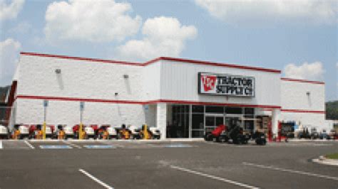 Tractor Supply Digs Into Expansion Plans Hbs Dealer
