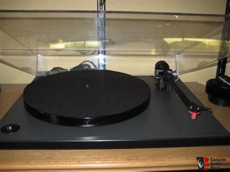 Rega Rp1 Turntable With Performance Pack New Photo 334316 Canuck