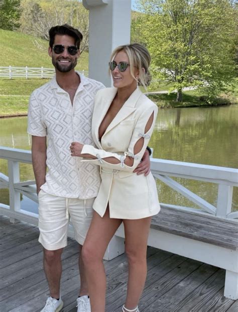 Paulina Gretzky Shares Photos From Wedding To Dustin Johnson