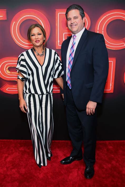 Vanessa Williams With Husband No 3 Gives Relationship Advice