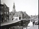 Delft, Oosteinde met links de Molslaan. | Delft, Stad, Geschiedenis