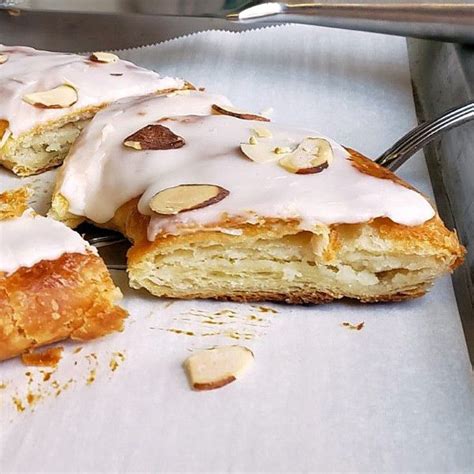 almond kringle — cakewalker in 2021 almond kringle recipe breakfast sweets sweets recipes