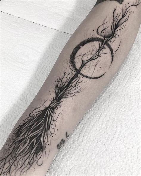 Pin By Dallas Thompson On Proyectos Que Intentar Wiccan Tattoos