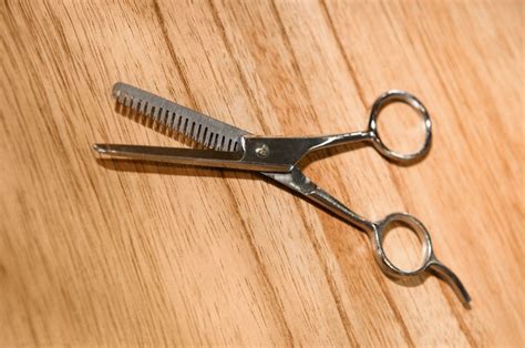 I'm an amateur barber just learned for the fun.i'm using some random barber scissors i got from amazon for about £. Thinning Shears: Helpful Tips for a Better Haircut