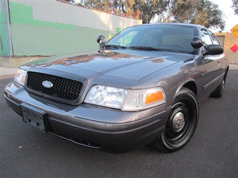 2009 Ford Crown Victoria Pictures Cargurus