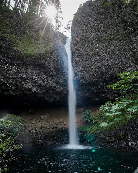 Incredible Horsetail Falls In Oregon